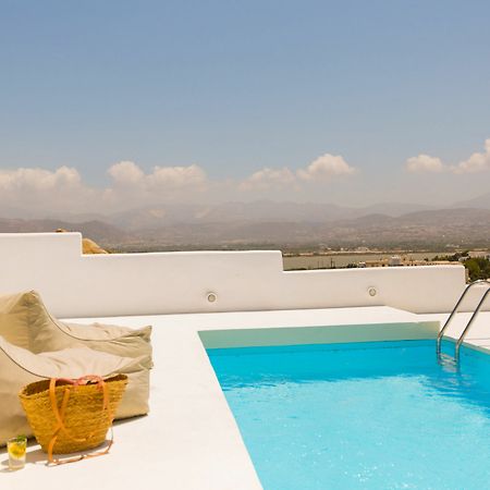 Naxian Utopia Luxury Villas & Suites ステリダ エクステリア 写真